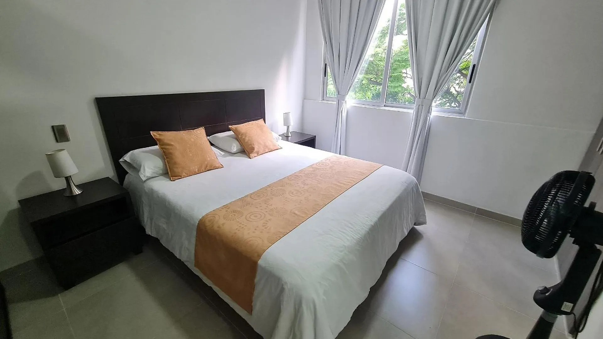 305 Moderno Aparta-Suite En Versalles Tipo Loft - Cali Tower Suites & Lofts 0*,  Kolombiya